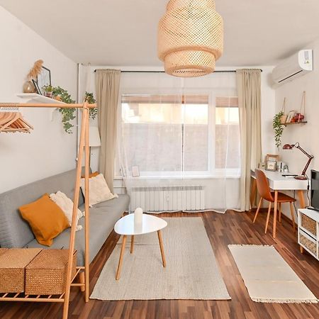 Cosy&Art 1Bd Apartment Next To Slaveykov Square Sofya Dış mekan fotoğraf