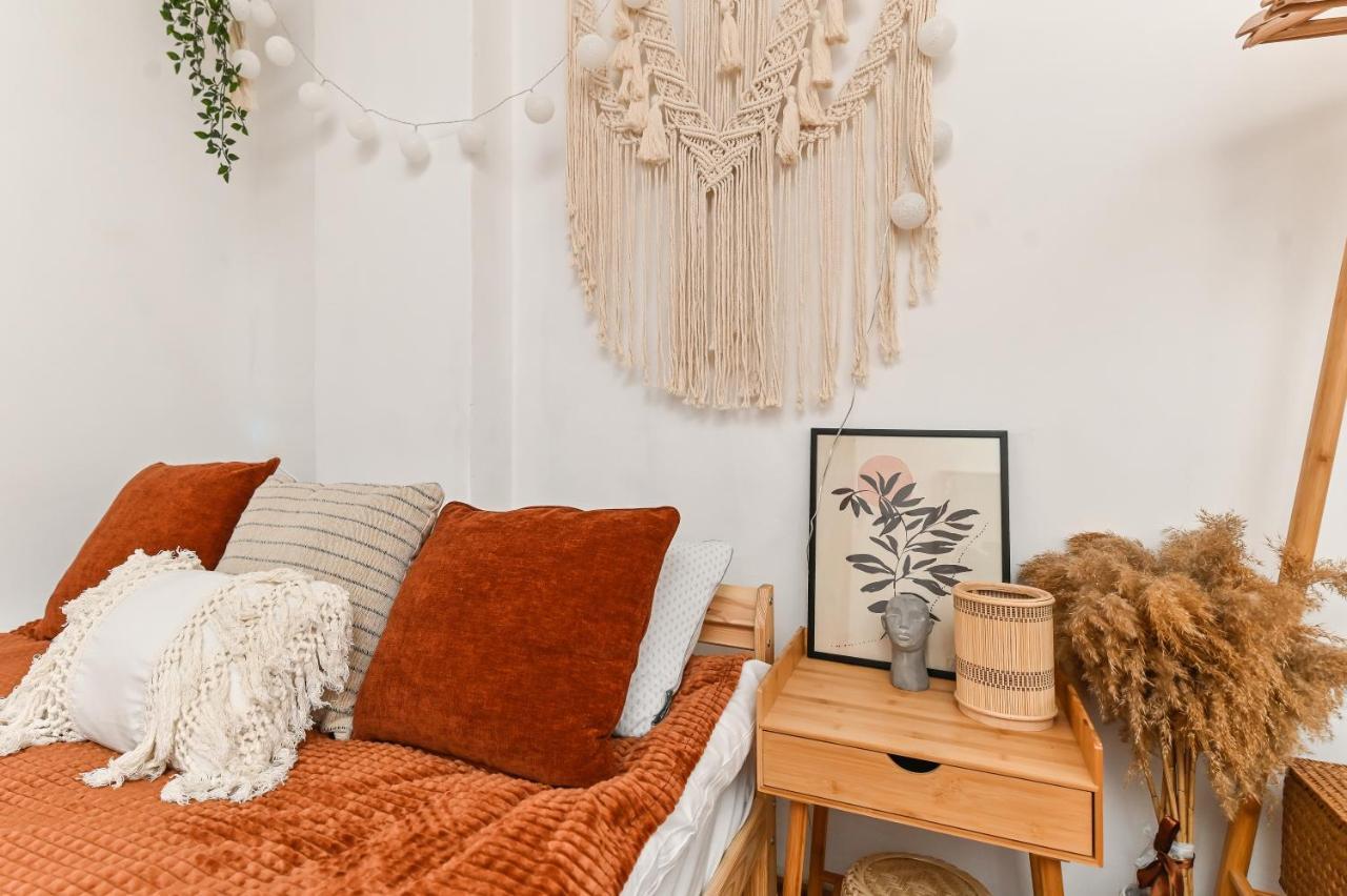 Cosy&Art 1Bd Apartment Next To Slaveykov Square Sofya Dış mekan fotoğraf